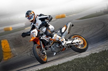 KTM 690 SMC R 2015 - Bild 9 KTM 690 SMC R 2015 - Bild 9