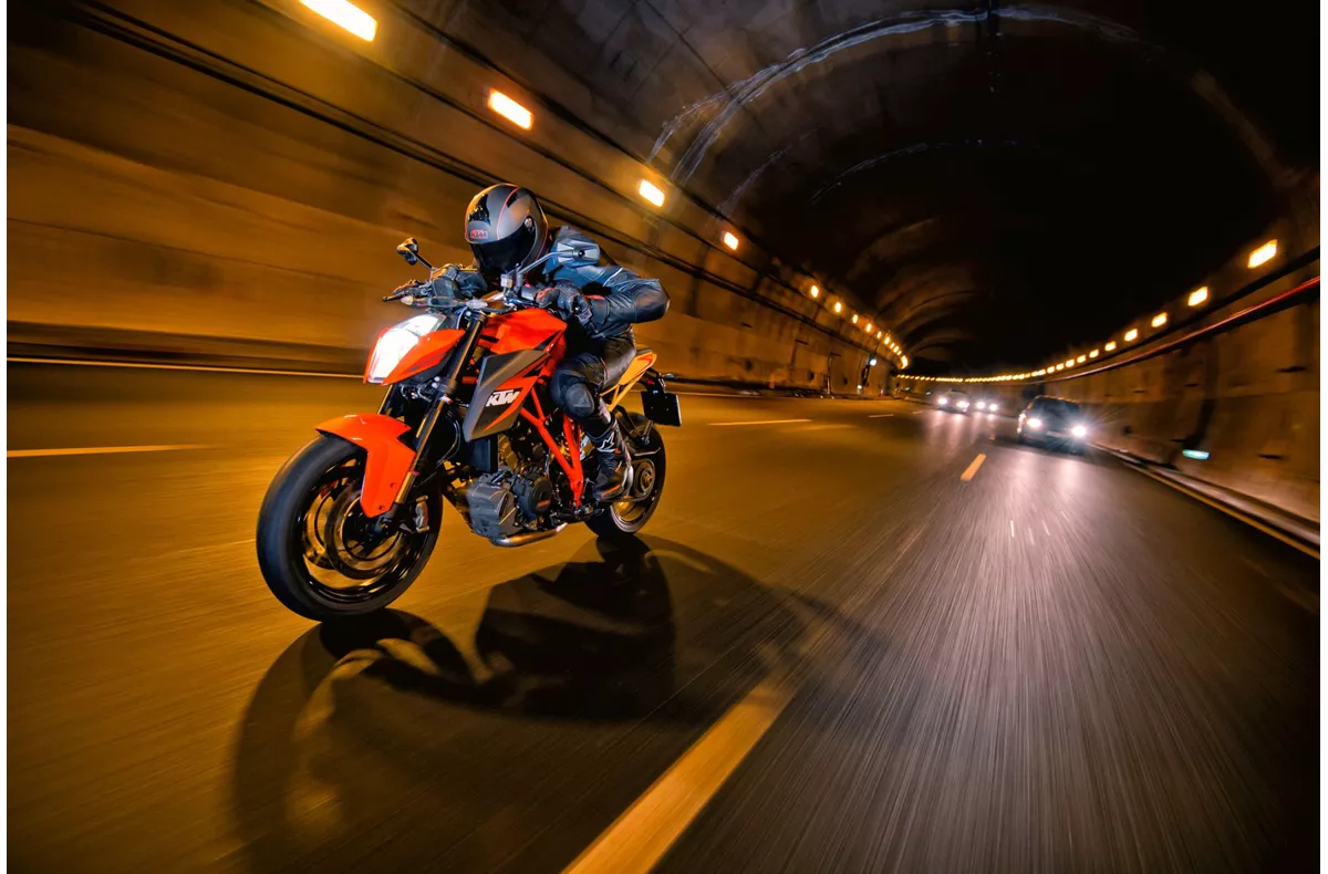 KTM 1290 Super Duke R KTM 1290 Super Duke R