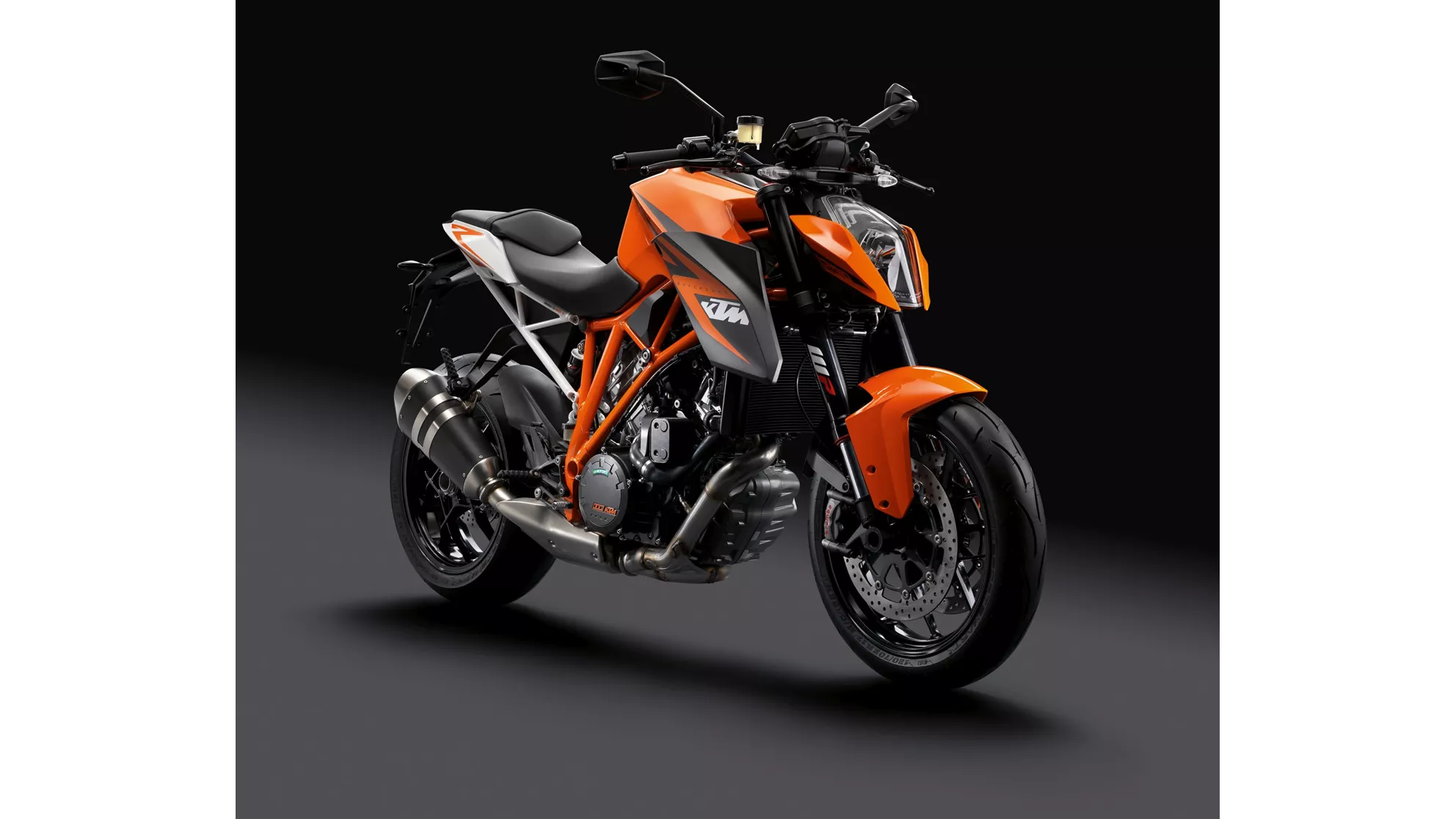 KTM 1290 Super Duke R - Image 3 KTM 1290 Super Duke R - Image 3