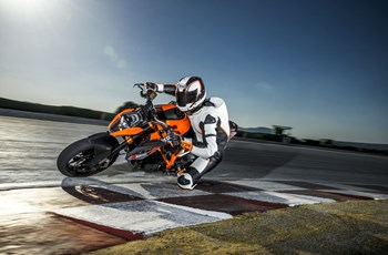 KTM 1290 Super Duke R 2015 - Bild 11 KTM 1290 Super Duke R 2015 - Bild 11