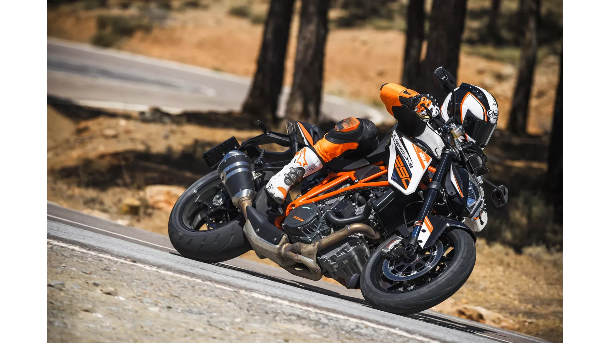 KTM 1290 Super Duke R - Image 18 KTM 1290 Super Duke R - Image 18