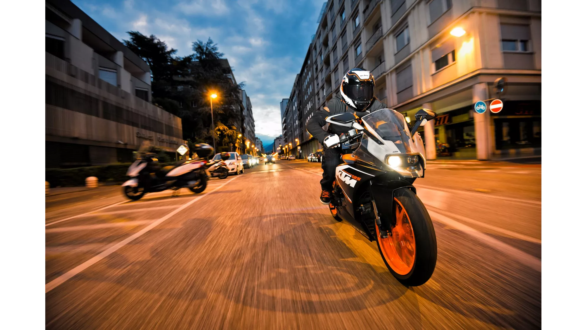 KTM RC 125 - Image 14 KTM RC 125 - Image 14