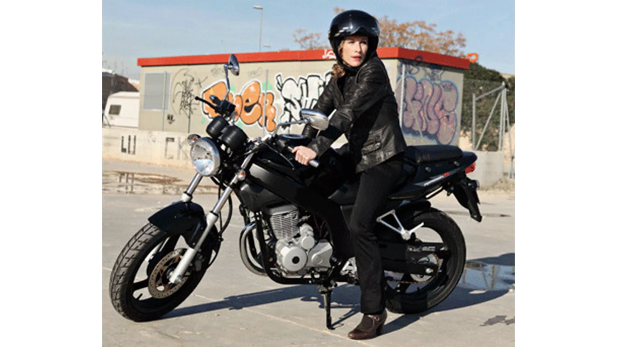 Daelim Roadwin 125 - Image 3 Daelim Roadwin 125 - Image 3