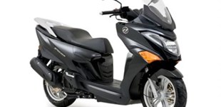 Daelim S300 FI 2015 vs Daelim Steezer QL 125 2015