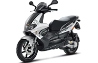Gilera Runner 50 2T SP 2015 - Bild 3 Gilera Runner 50 2T SP 2015 - Bild 3