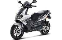 Gilera RUNNER 125 ST 2015 - Bild 2