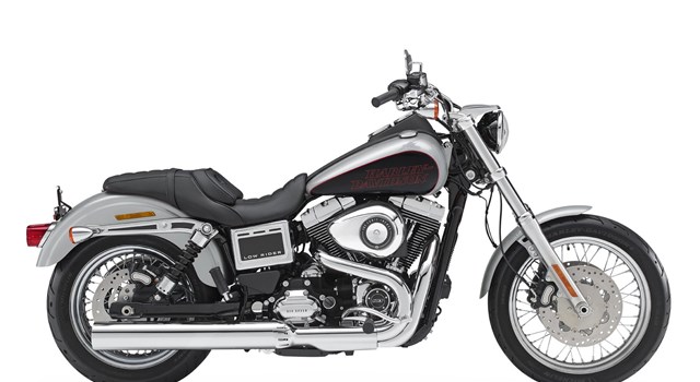 Motorrad Vergleich Indian Sport Chief 2023 vs. Harley-Davidson Dyna Low  Rider FXDL 2015