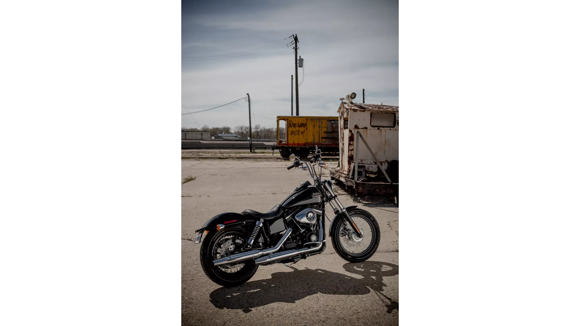 Harley-Davidson Dyna Street Bob FXDB - Image 5 Harley-Davidson Dyna Street Bob FXDB - Image 5