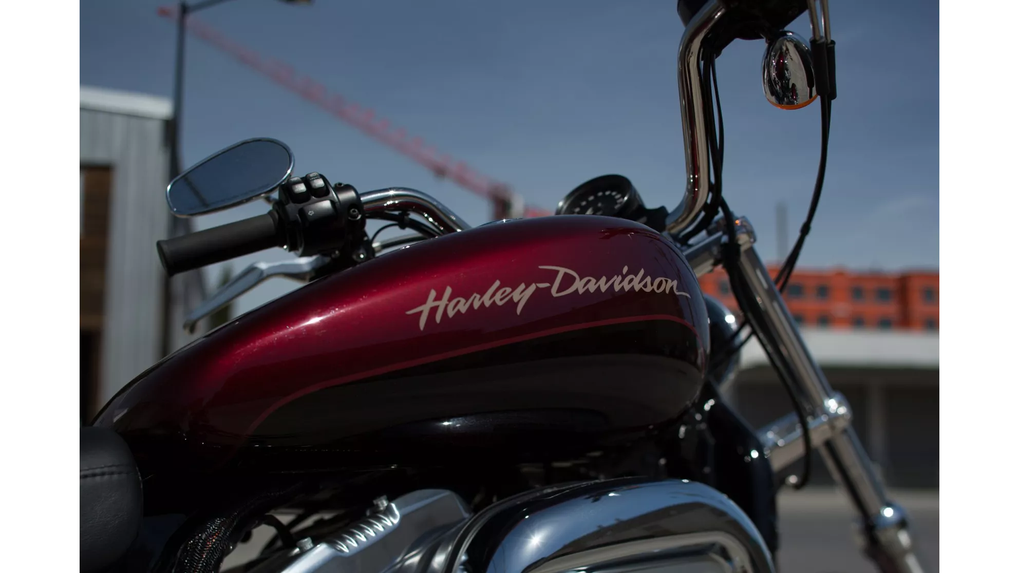 Harley-Davidson Sportster XL 883 L SuperLow - Image 1 Harley-Davidson Sportster XL 883 L SuperLow - Image 1
