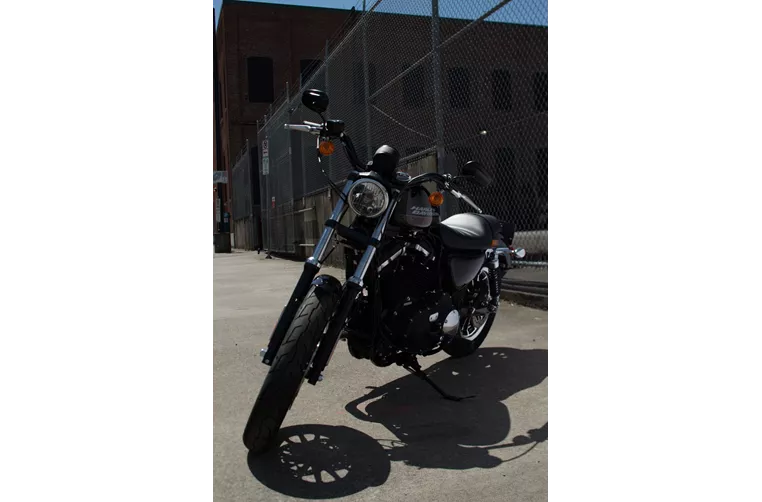 Harley-Davidson Sportster XL 883 R Roadster 2015 Harley-Davidson Sportster XL 883 R Roadster 2015