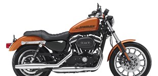 Harley-Davidson Sportster XL 883 R Roadster 2015 vs Harley-Davidson Sportster XL 883 N Iron 2018