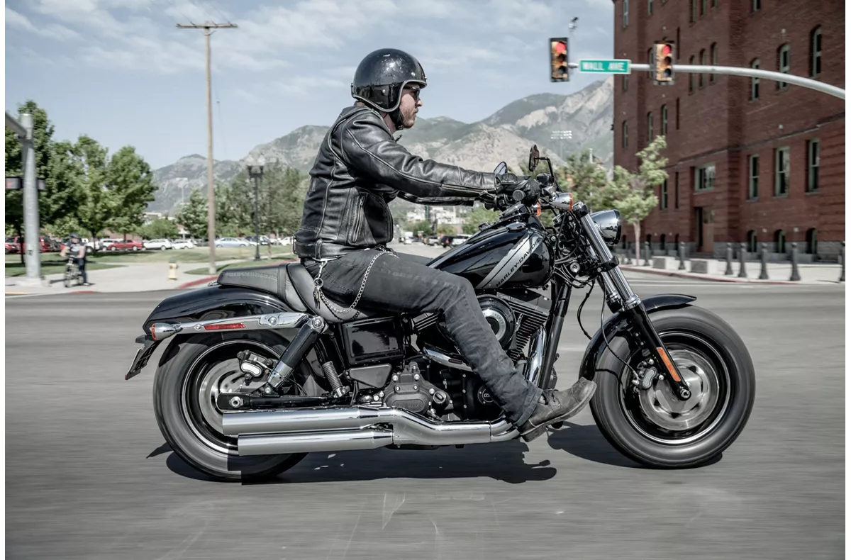 Harley-Davidson Dyna Fat Bob FXDF Harley-Davidson Dyna Fat Bob FXDF