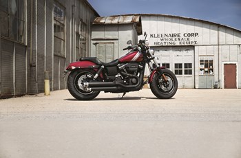Harley-Davidson Dyna Fat Bob FXDF 2015 - Bild 4 Harley-Davidson Dyna Fat Bob FXDF 2015 - Bild 4