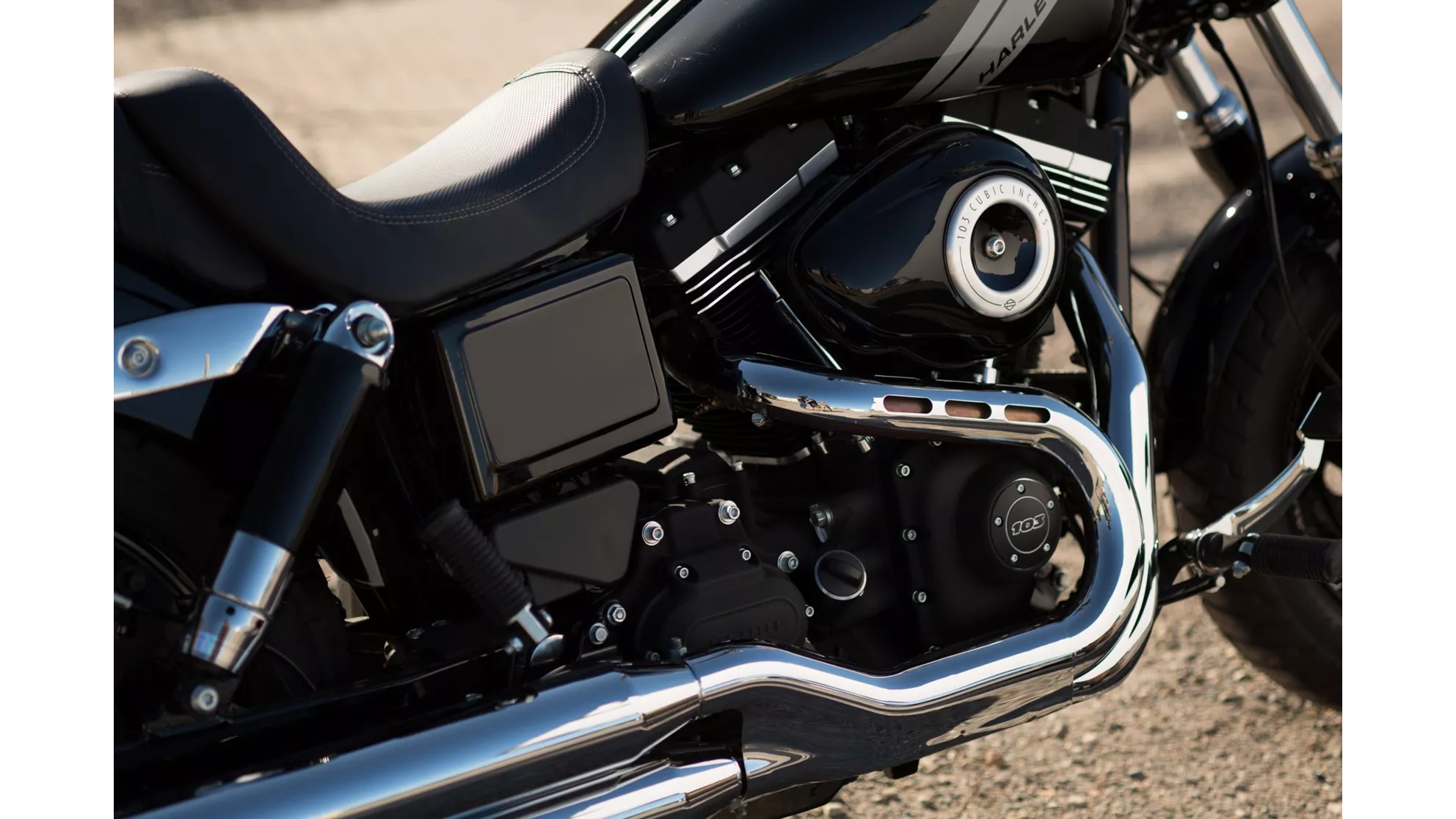 Harley-Davidson Dyna Fat Bob FXDF - Image 7 Harley-Davidson Dyna Fat Bob FXDF - Image 7