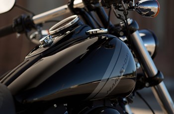 Harley-Davidson Dyna Fat Bob FXDF 2015 - Bild 13 Harley-Davidson Dyna Fat Bob FXDF 2015 - Bild 13