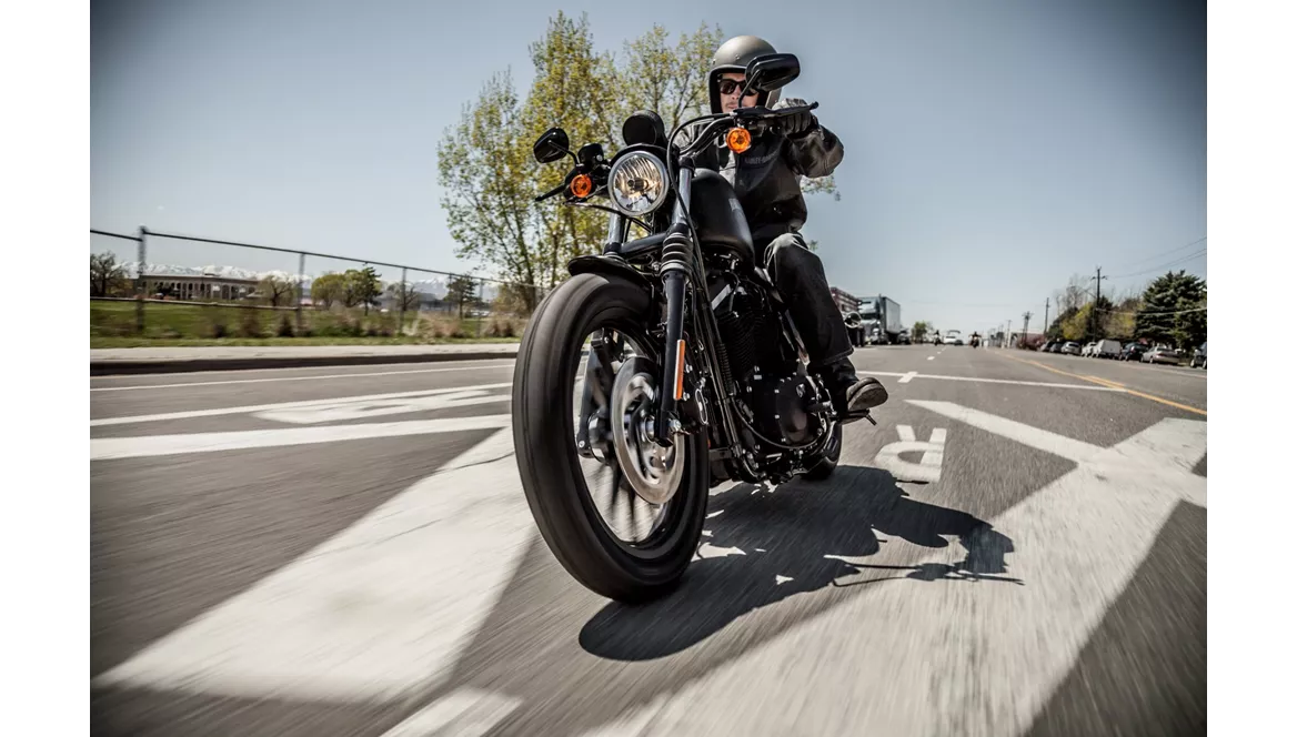 Harley-Davidson Sportster XL 883 N Iron 2015