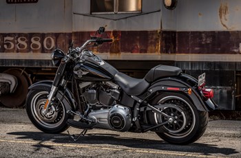Harley-Davidson Softail Fat Boy Special FLSTFB 2015 - Bild 8 Harley-Davidson Softail Fat Boy Special FLSTFB 2015 - Bild 8
