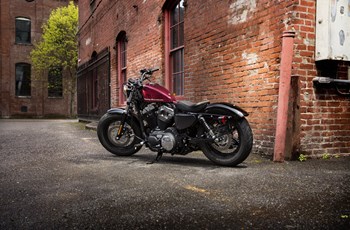 Harley-Davidson Sportster XL 1200X Forty-Eight 2015 - Bild 5 Harley-Davidson Sportster XL 1200X Forty-Eight 2015 - Bild 5