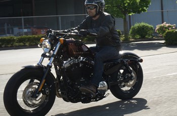 Harley-Davidson Sportster XL 1200X Forty-Eight 2015 - Bild 9 Harley-Davidson Sportster XL 1200X Forty-Eight 2015 - Bild 9