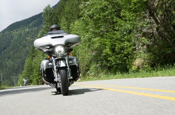 Harley-Davidson CVO Street Glide FLHXSE 2015 - Bild 6
