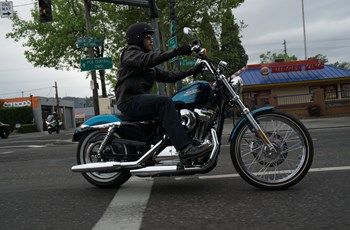 Harley-Davidson Sportster XL 1200 V Seventy-Two 2015 - Bild 6 Harley-Davidson Sportster XL 1200 V Seventy-Two 2015 - Bild 6