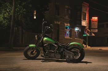 Harley-Davidson Softail Slim FLS 2015 - Bild 3 Harley-Davidson Softail Slim FLS 2015 - Bild 3