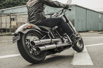 Harley-Davidson Softail Slim FLS 2015 - Bild 4 Harley-Davidson Softail Slim FLS 2015 - Bild 4