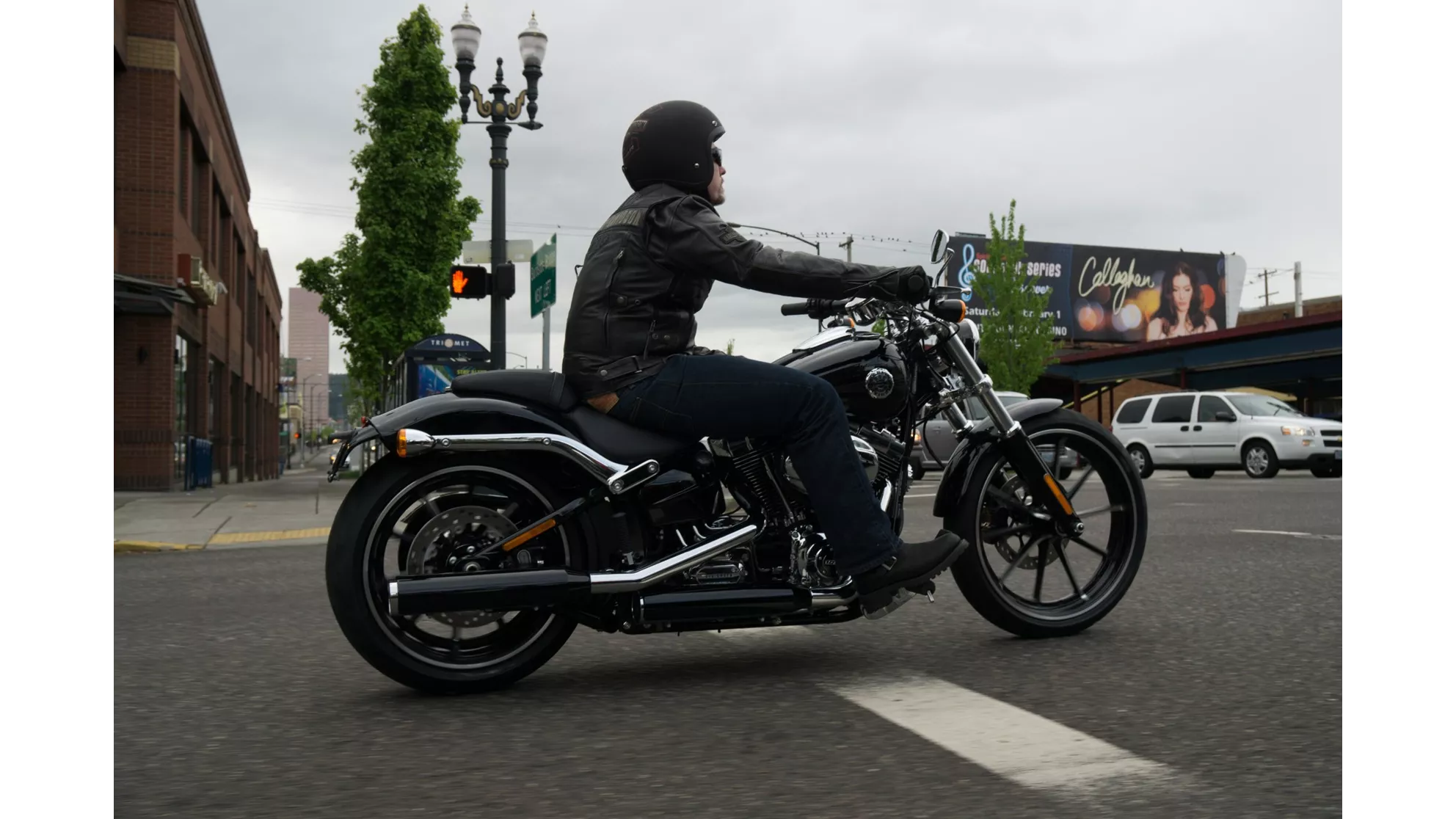 Harley-Davidson Softail Breakout FXSB - Image 5 Harley-Davidson Softail Breakout FXSB - Image 5