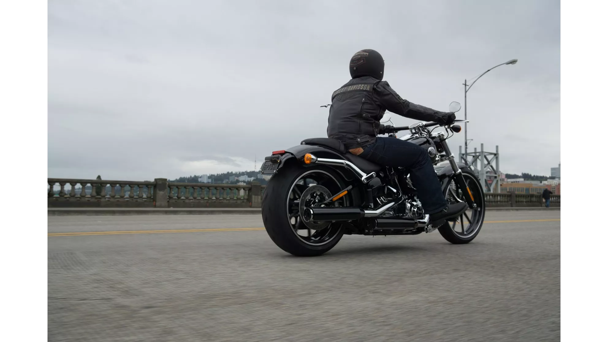 Harley-Davidson Softail Breakout FXSB - Image 13 Harley-Davidson Softail Breakout FXSB - Image 13