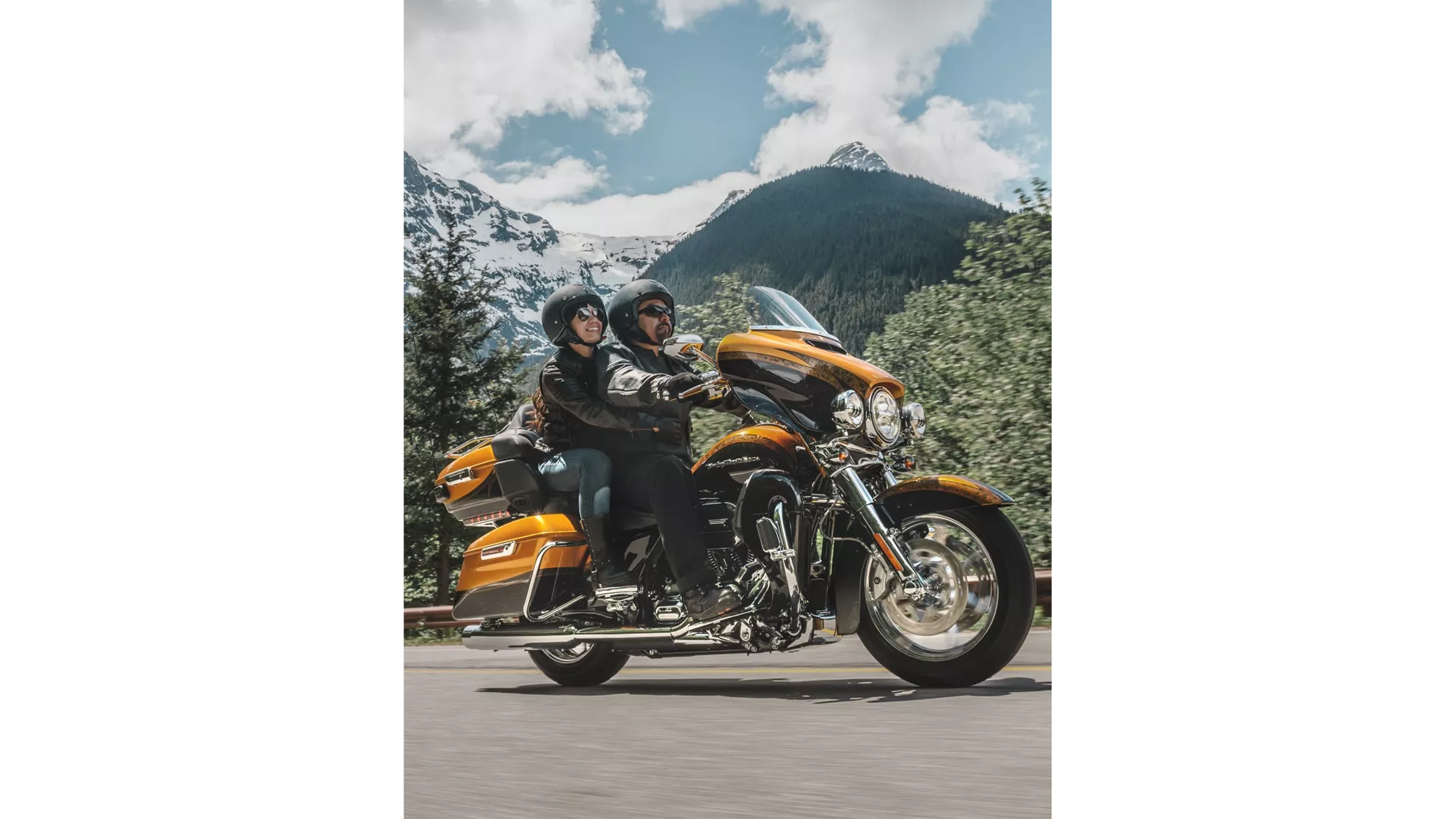 Harley-Davidson CVO Ultra Limited FLHTKSE - Image 1 Harley-Davidson CVO Ultra Limited FLHTKSE - Image 1
