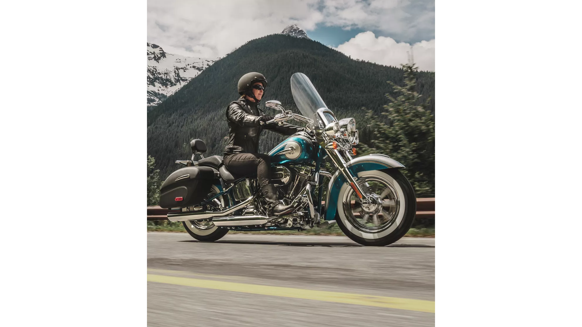 Harley-Davidson CVO Softail Deluxe FLSTNSE - Image 6 Harley-Davidson CVO Softail Deluxe FLSTNSE - Image 6