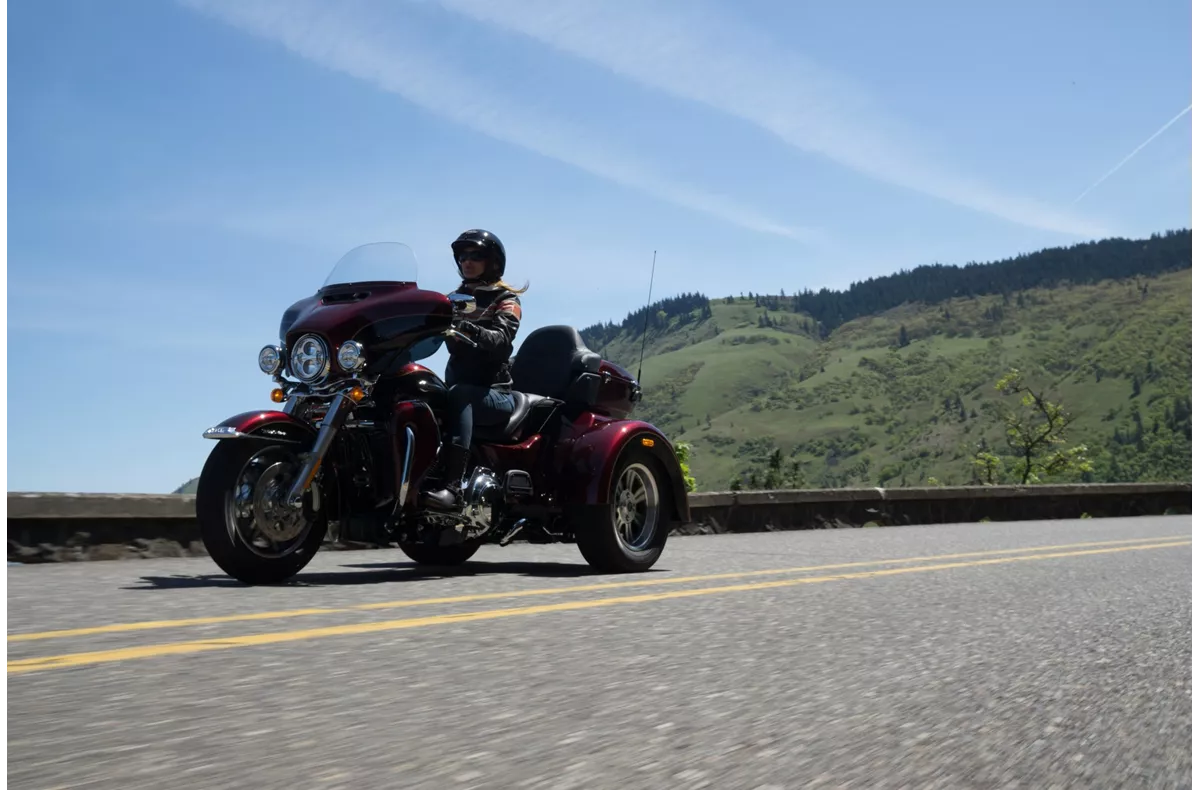 Harley-Davidson Tri Glide Ultra Classic FLHTCUTG Harley-Davidson Tri Glide Ultra Classic FLHTCUTG
