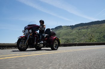 Harley-Davidson Tri Glide Ultra Classic FLHTCUTG 2015 - Bild 2