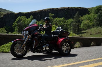 Harley-Davidson Tri Glide Ultra Classic FLHTCUTG 2015 - Bild 11