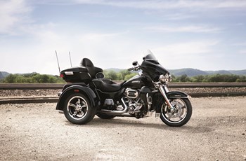 Harley-Davidson Tri Glide Ultra Classic FLHTCUTG 2015 - Bild 17