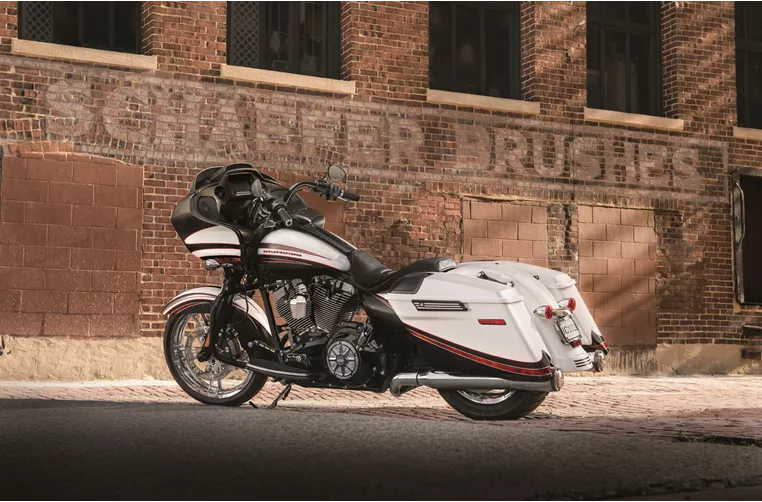 Harley-Davidson Touring Road Glide Special FLTRXS 2015