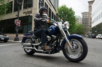 Harley-Davidson Softail Fat Boy FLSTF 2015 - Bild 3 Harley-Davidson Softail Fat Boy FLSTF 2015 - Bild 3