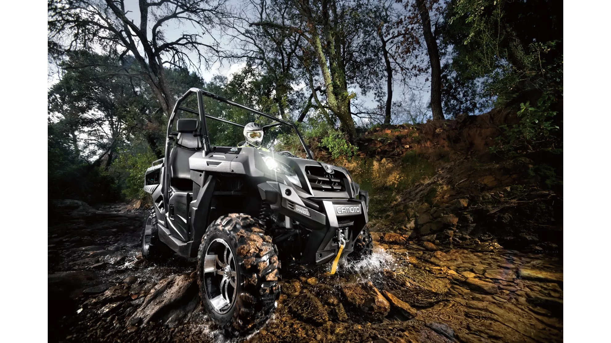 CFMOTO UForce 800 V2 EFI 4x4 - Image 10 CFMOTO UForce 800 V2 EFI 4x4 - Image 10