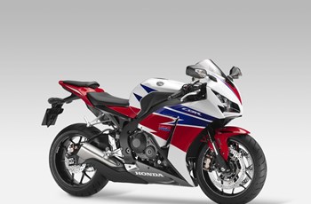 Honda CBR1000RR Fireblade 2015 - Bild 22 Honda CBR1000RR Fireblade 2015 - Bild 22
