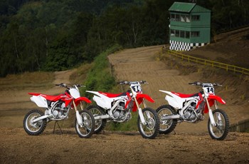 Honda CRF250R 2015 - Bild 17 Honda CRF250R 2015 - Bild 17