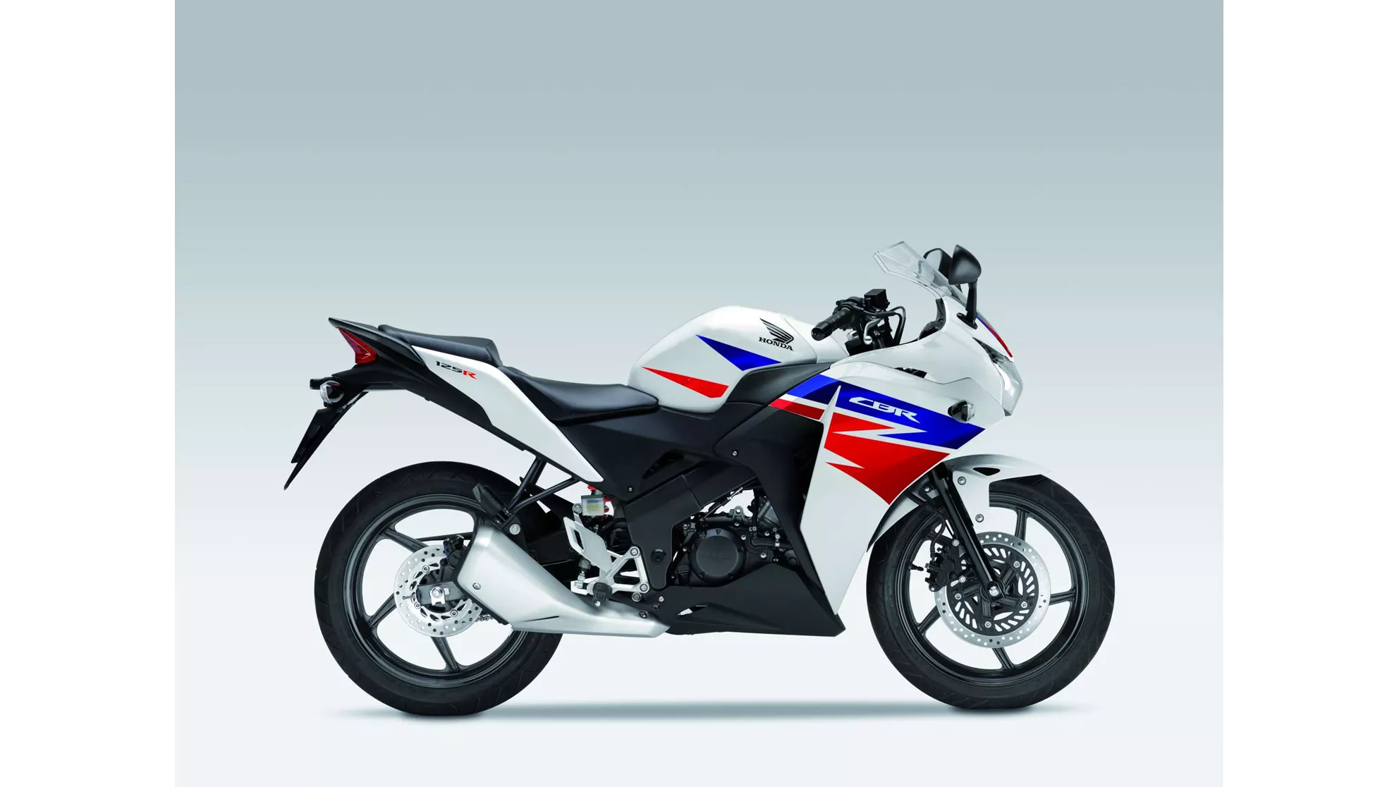 Honda CBR 125 R - Image 3 Honda CBR 125 R - Image 3