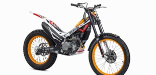 Husqvarna TE 250 2009 vs Honda Montesa COTA 4RT 2015 Husqvarna TE 250 2009 vs Honda Montesa COTA 4RT 2015