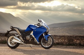 Honda VFR 1200 F 2015 - Bild 9