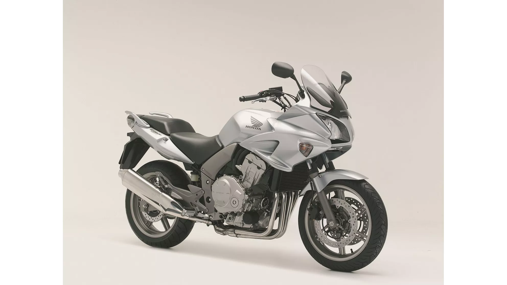 Honda CBF 1000 F - Image 6 Honda CBF 1000 F - Image 6