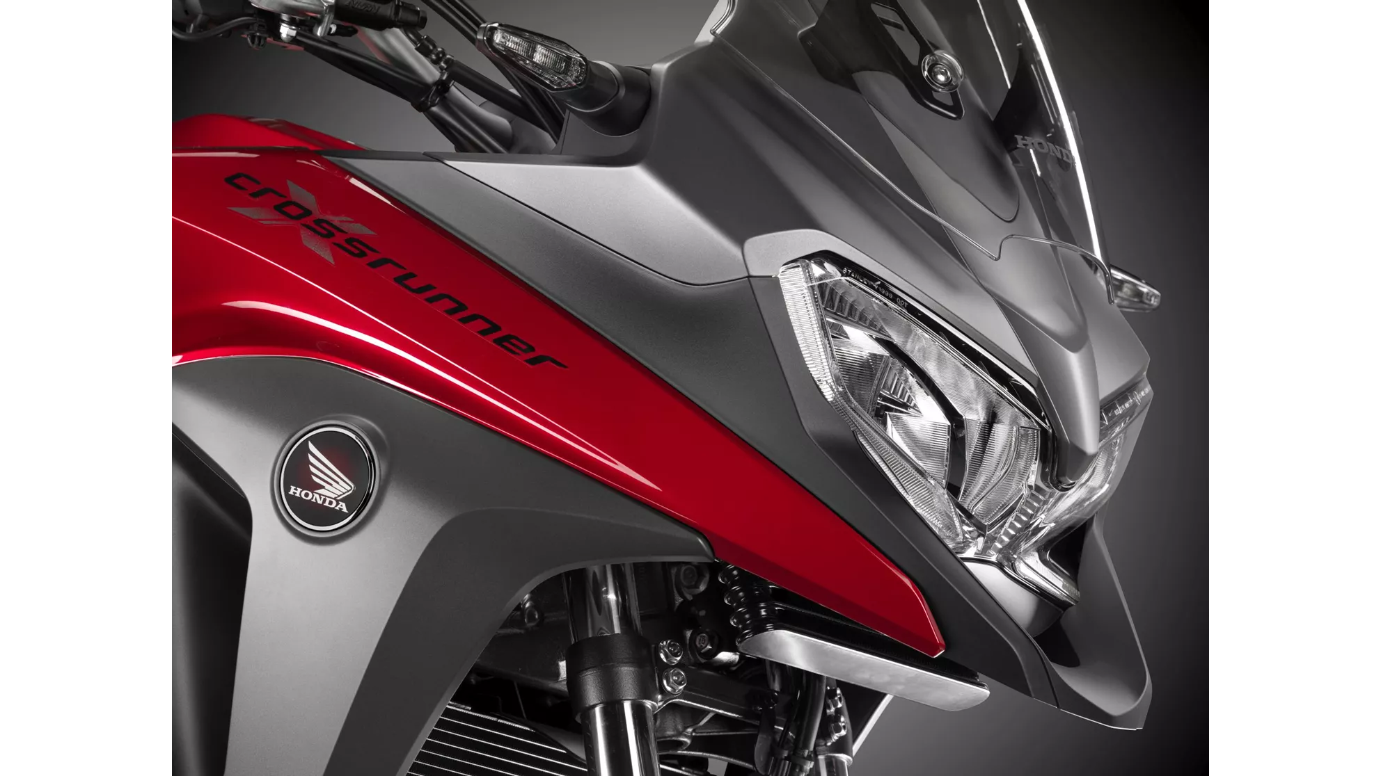 Honda VFR800X Crossrunner - Image 3 Honda VFR800X Crossrunner - Image 3