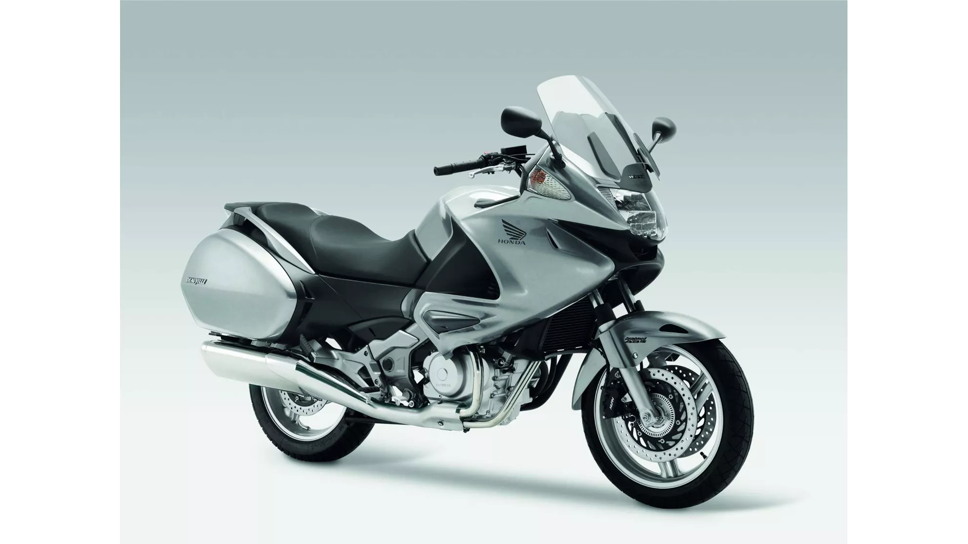 Honda NT700V Deauville - Image 6 Honda NT700V Deauville - Image 6