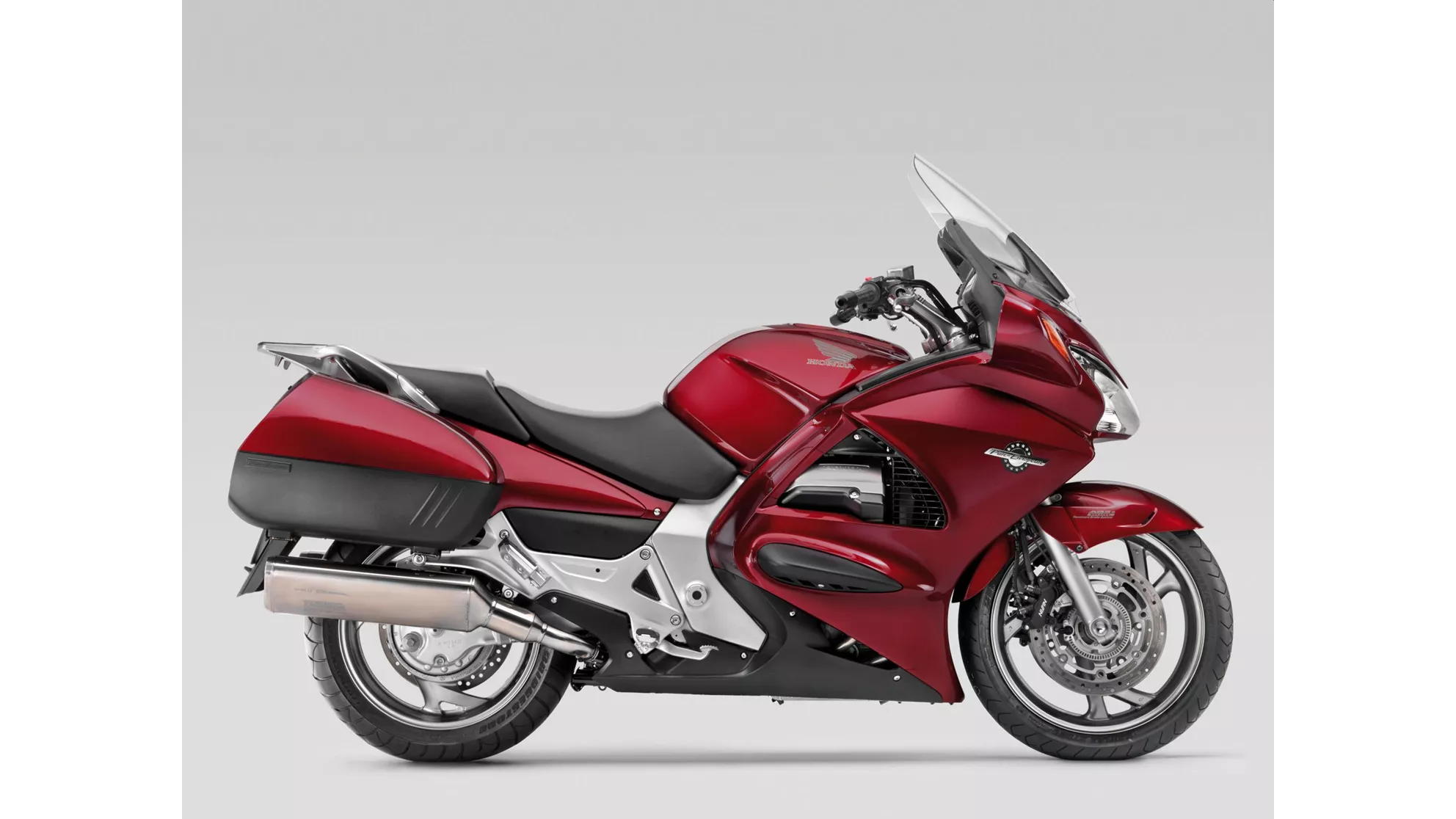 Honda ST 1300 Pan-European - Image 7 Honda ST 1300 Pan-European - Image 7