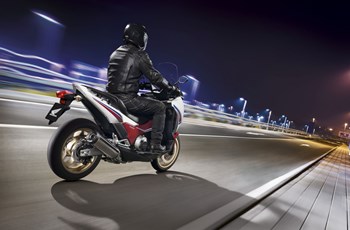 Honda Integra 2015 - Bild 10