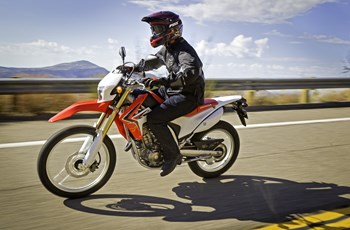 Honda CRF250L 2015 - Bild 2 Honda CRF250L 2015 - Bild 2