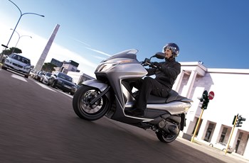 Honda NSS 300 Forza 2015 - Bild 12 Honda NSS 300 Forza 2015 - Bild 12